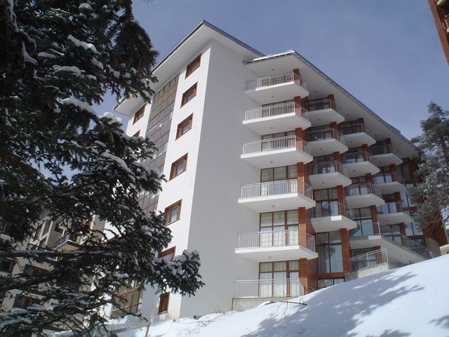 hotel dafovska pamporovo sani zima1