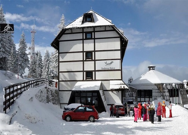 hotel srebrna lisica kopaonik sani zima2