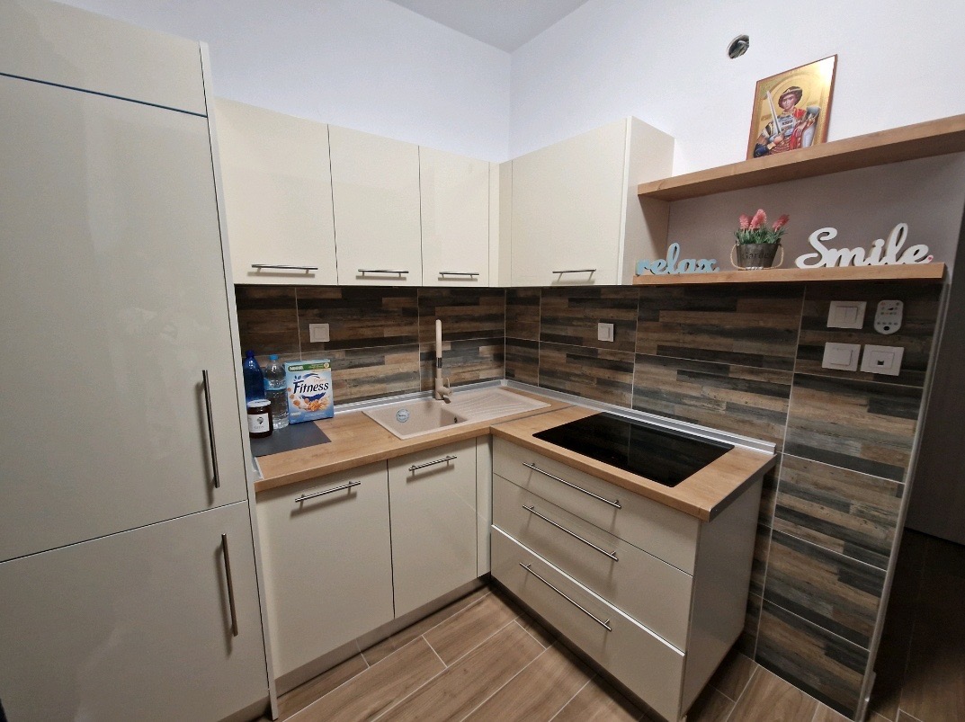 apartman avge nea kalikratia4