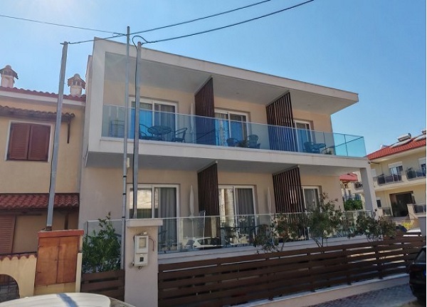 Kuća Sunshine Sarti