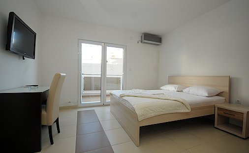 apartmani anita budva11