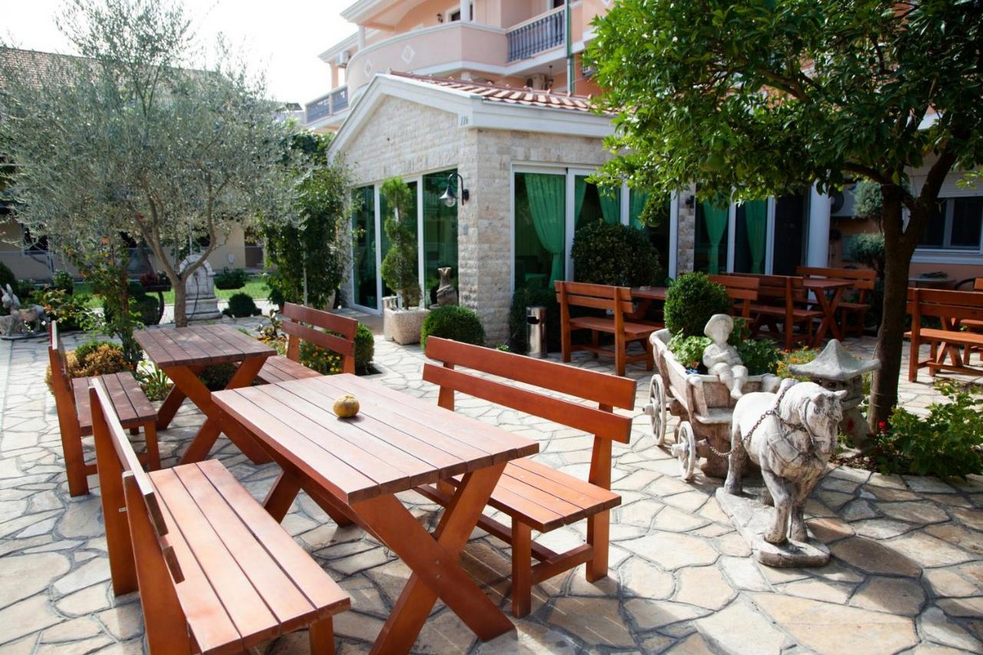 apartmani holiday ulcinj03