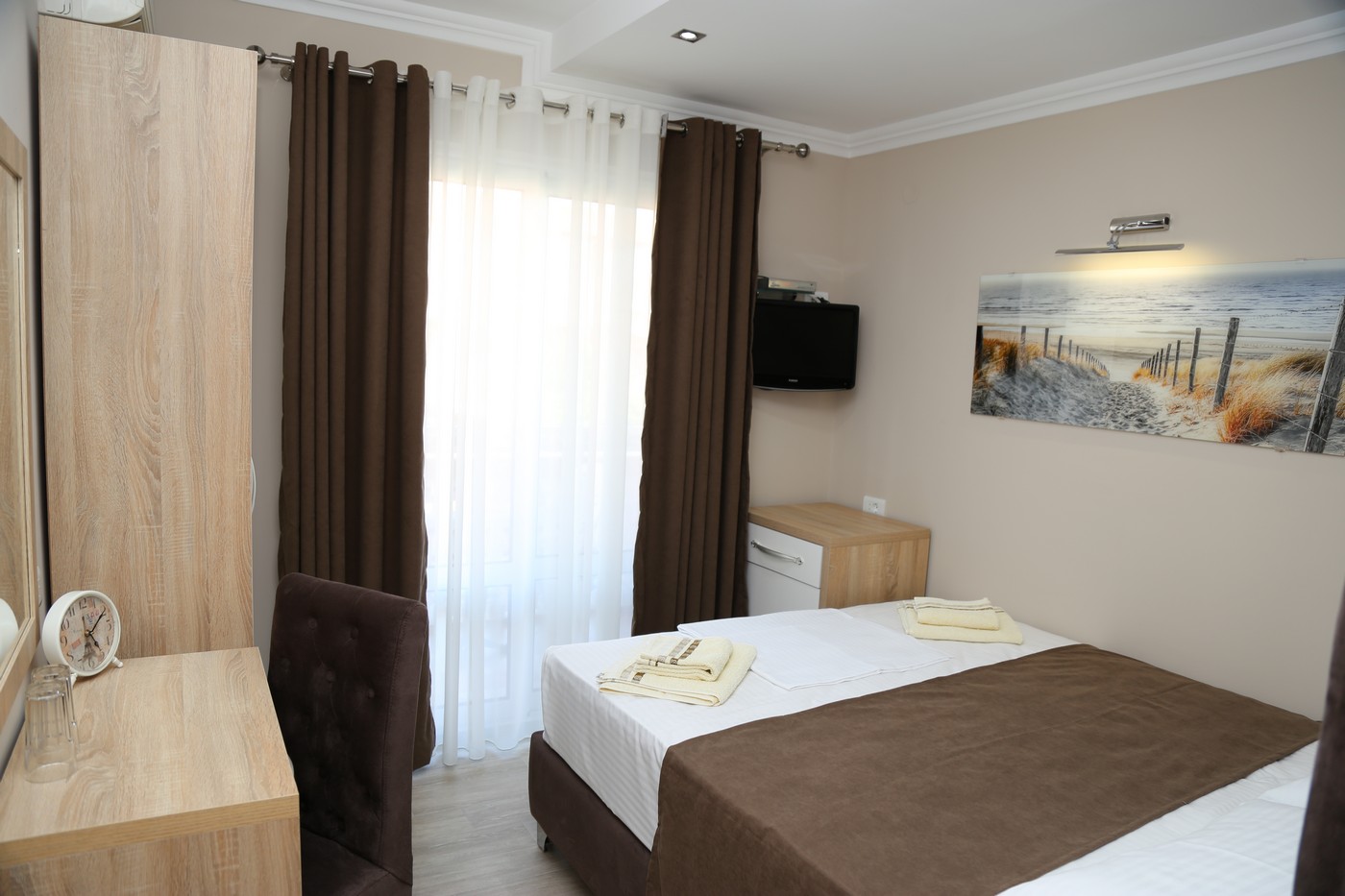 apartmani holiday ulcinj07