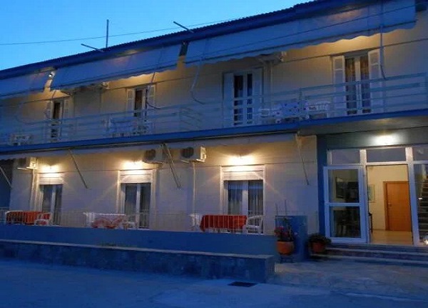 Vila Athina Pefki