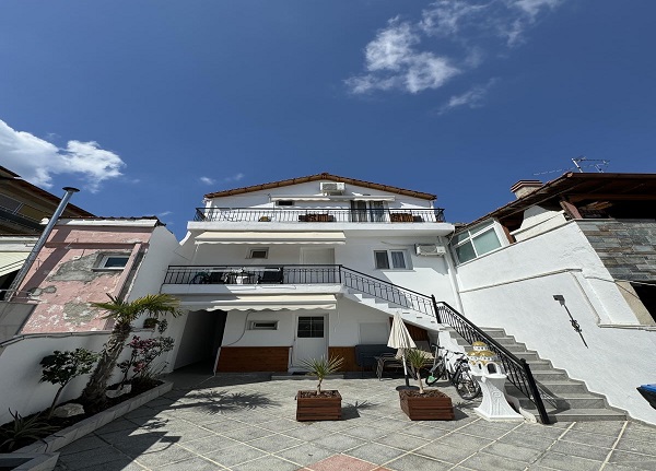 Only One apartmani Nea Kalikratia