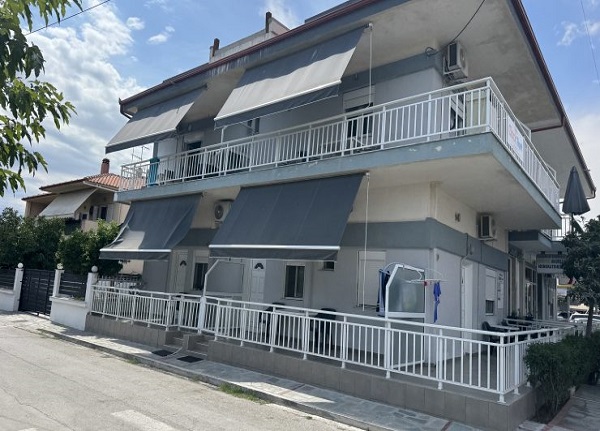 Vila Terzis Nea Vrasna