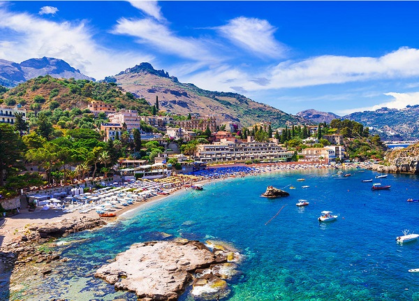 Katanija Sicilija leto 2026