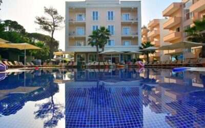 Hotel Sandy Beach Resort 4*