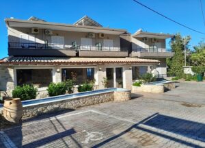 Hotel Celestial Blue Lutra