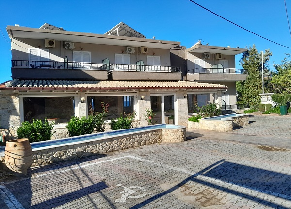 Hotel Celestial Blue Lutra