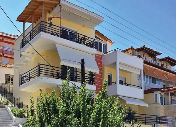 Vila Stratos Neos Marmaras